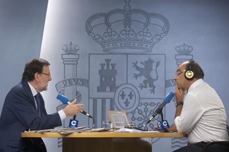 30/06/2015. Entrevista de Rajoy en la COPE. El presidente del Gobierno, Mariano Rajoy, es entrevistado por Ángel Expósito para el programa "...